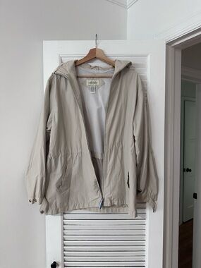 Vintage Cherokee Brand Hooded Windbreaker Jacket — Beige — Size L — Mesh Lined